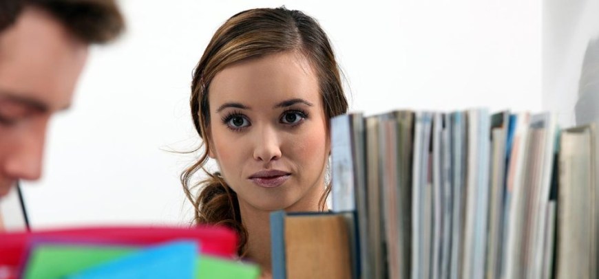 Birinin senden hoşlandığını nasıl anlarsın?