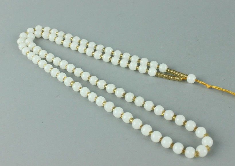 Chinese hand-woven white jade necklace
