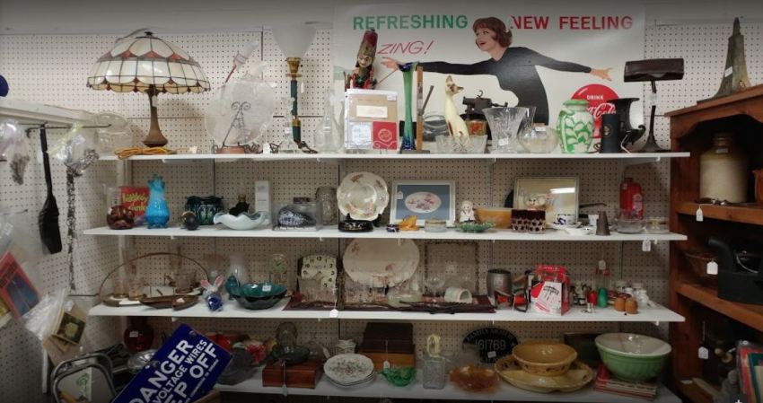 Vintage shopping stores and shops in London