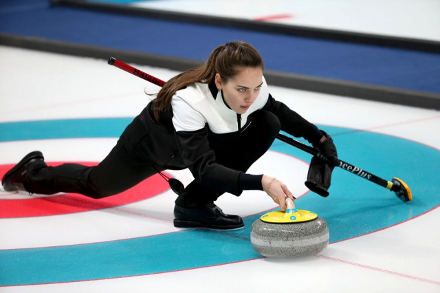 rus-angeline-jolie-nin-guzelligi